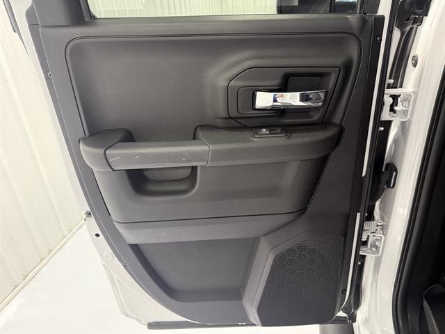used 2021 Ram 1500 Classic car, priced at $31,000