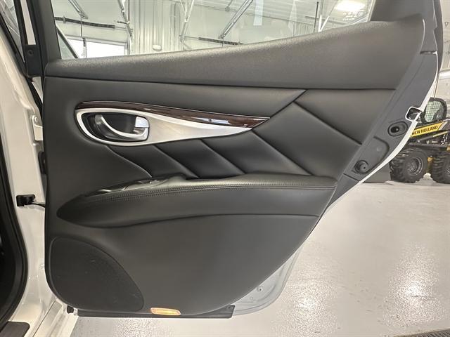 used 2019 INFINITI Q70 car, priced at $22,000