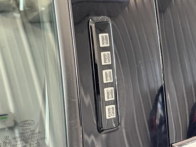 used 2021 Ford F-150 car, priced at $32,494