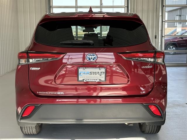 used 2021 Toyota Highlander Hybrid car, priced at $32,000
