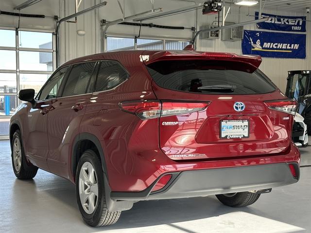 used 2021 Toyota Highlander Hybrid car, priced at $32,000