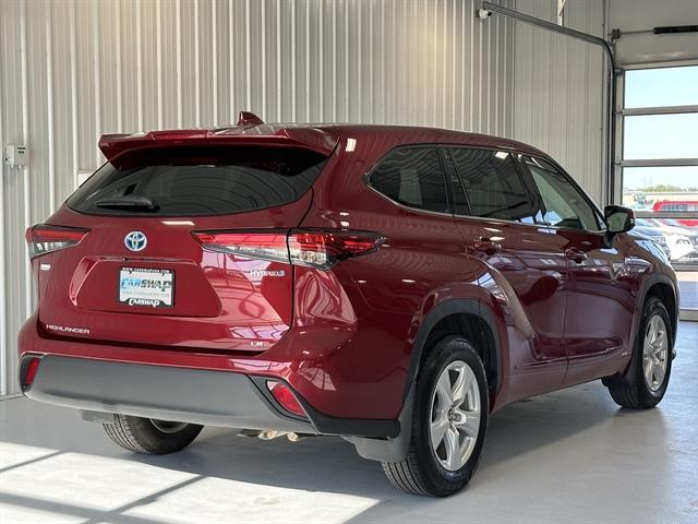 used 2021 Toyota Highlander Hybrid car, priced at $32,000