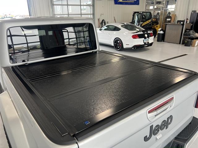 used 2022 Jeep Gladiator car, priced at $35,000