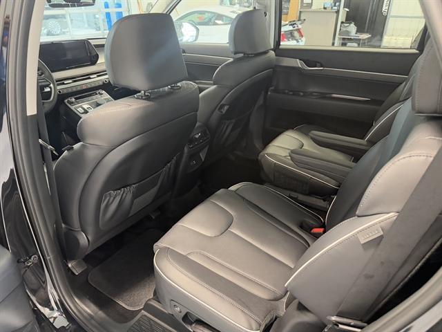 used 2025 Hyundai Palisade car, priced at $41,000