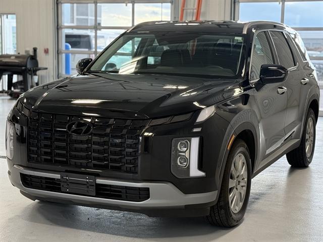 used 2025 Hyundai Palisade car, priced at $41,000