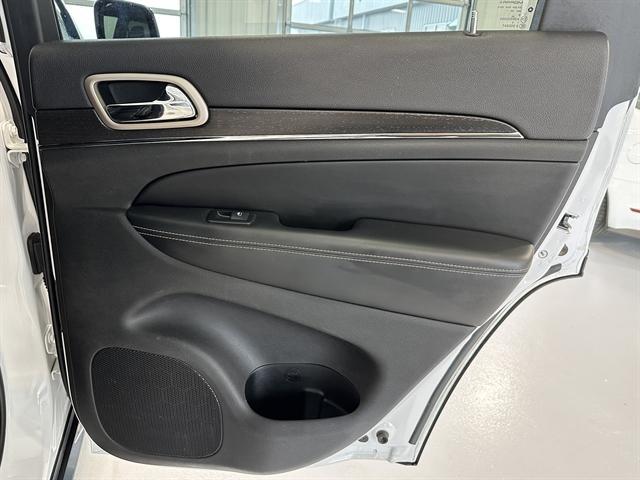 used 2017 Jeep Grand Cherokee car, priced at $20,000
