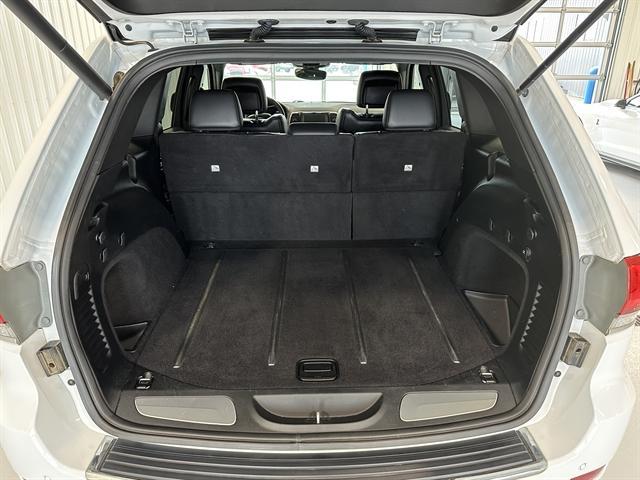 used 2017 Jeep Grand Cherokee car, priced at $20,000