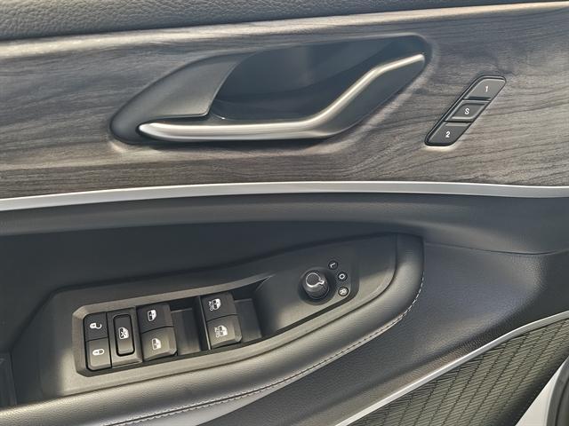 used 2022 Jeep Grand Cherokee L car, priced at $35,362