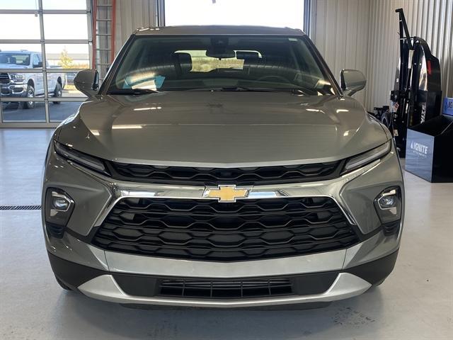 used 2025 Chevrolet Blazer car, priced at $34,000