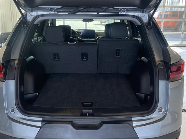 used 2025 Chevrolet Blazer car, priced at $34,000