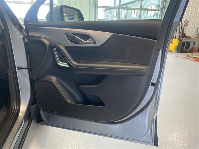 used 2025 Chevrolet Blazer car, priced at $34,000