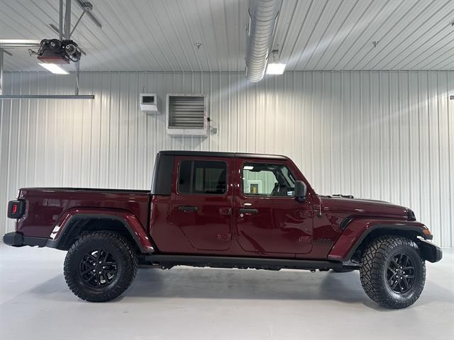 used 2022 Jeep Gladiator car, priced at $32,500