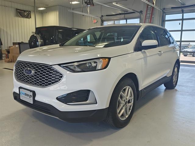 used 2024 Ford Edge car, priced at $30,000