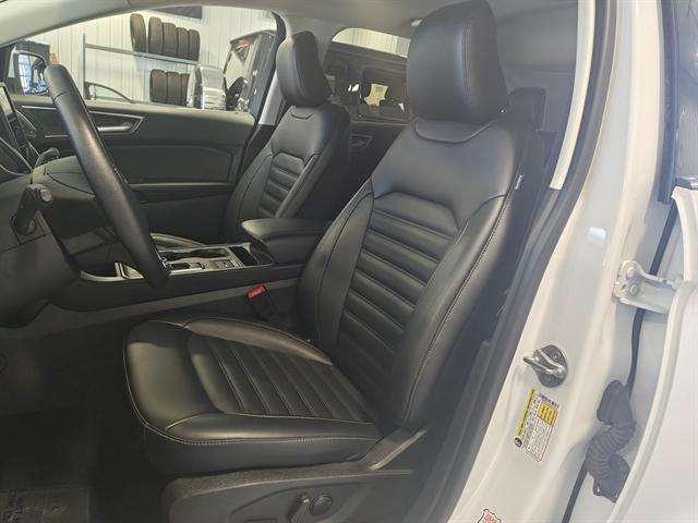 used 2024 Ford Edge car, priced at $30,000