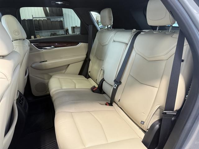 used 2019 Cadillac XT5 car, priced at $19,000