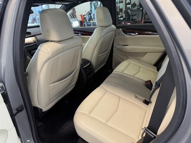 used 2019 Cadillac XT5 car, priced at $19,000