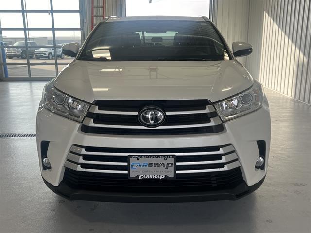 used 2018 Toyota Highlander car, priced at $22,203