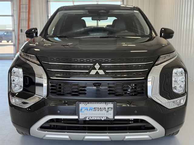 used 2022 Mitsubishi Outlander car, priced at $26,000