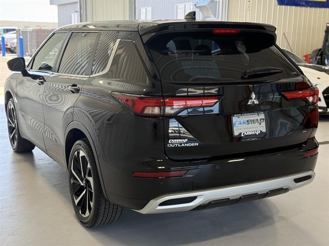 used 2022 Mitsubishi Outlander car, priced at $26,000