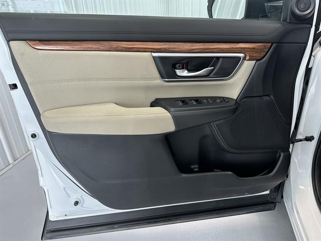 used 2021 Honda CR-V car, priced at $27,500
