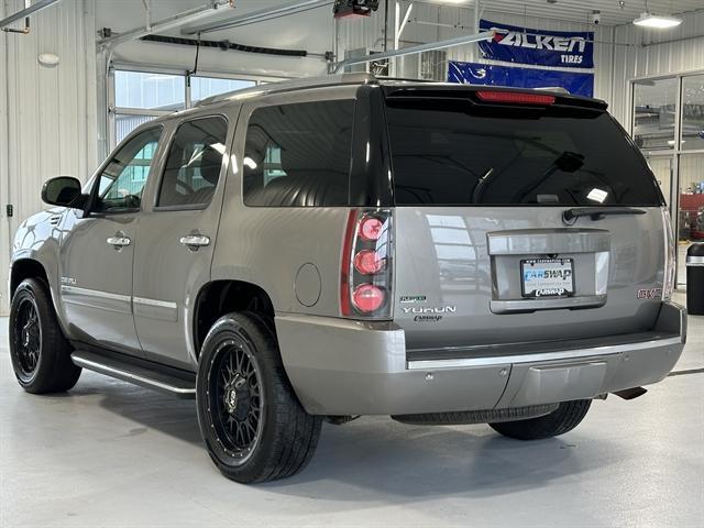 used 2012 GMC Yukon car, priced at $13,200