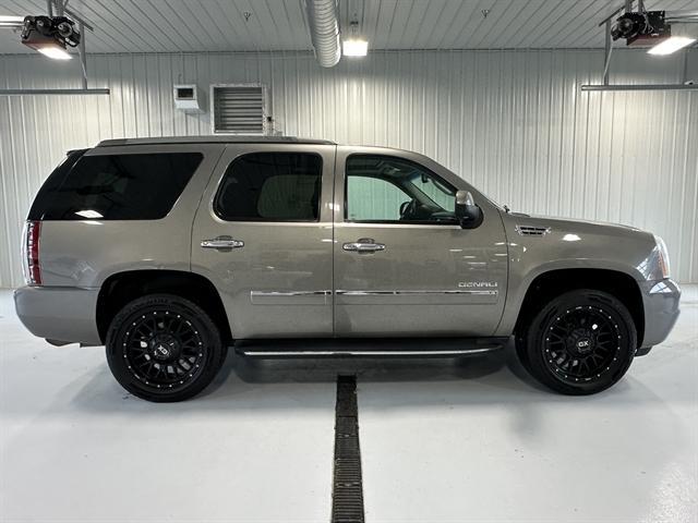 used 2012 GMC Yukon car, priced at $13,200