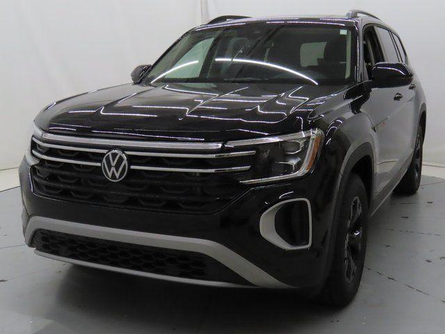 new 2024 Volkswagen Atlas car, priced at $48,942