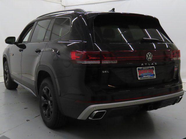 new 2024 Volkswagen Atlas car, priced at $48,942