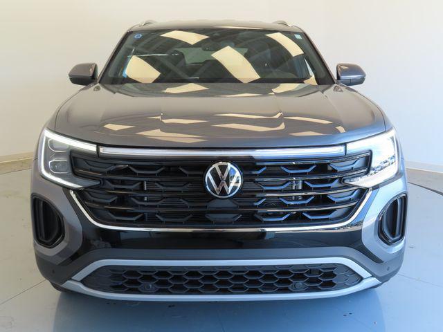 new 2024 Volkswagen Atlas Cross Sport car, priced at $39,524