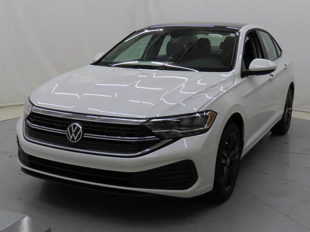 new 2024 Volkswagen Jetta car, priced at $25,570