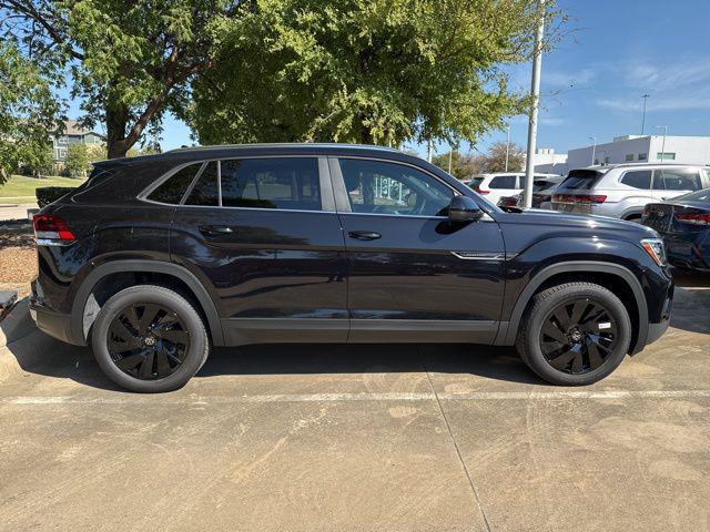 new 2025 Volkswagen Atlas Cross Sport car, priced at $44,011