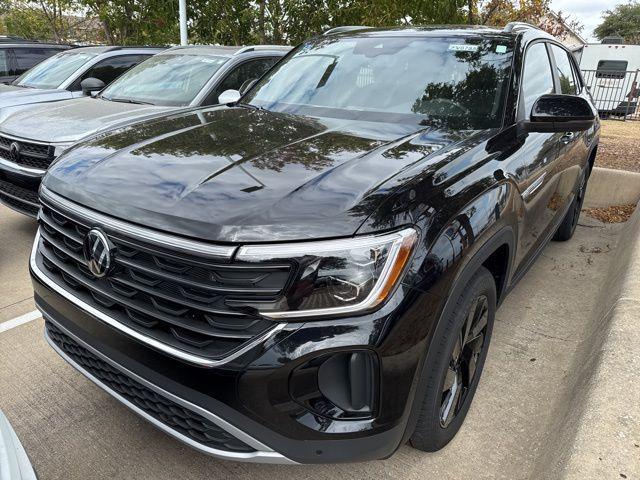 new 2025 Volkswagen Atlas Cross Sport car, priced at $44,011