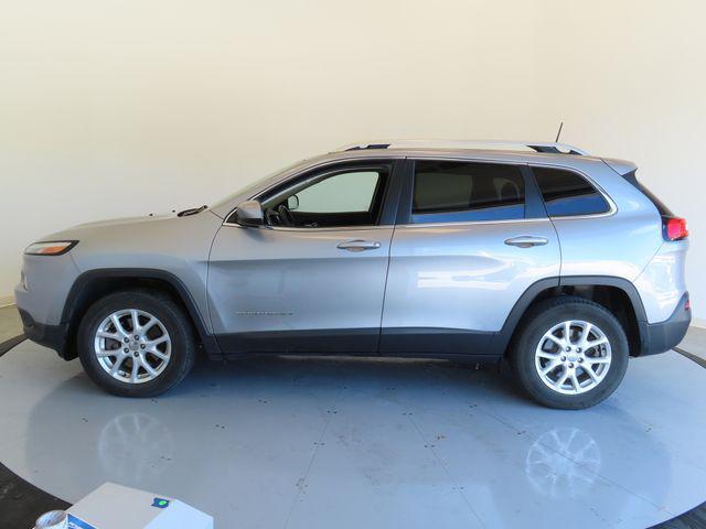 used 2016 Jeep Cherokee car, priced at $12,884