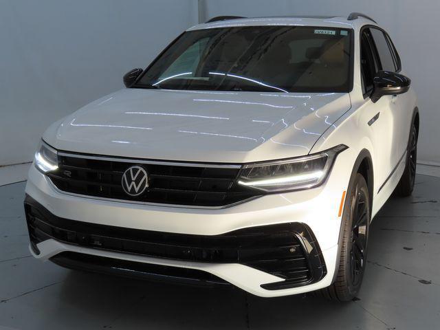 new 2024 Volkswagen Tiguan car, priced at $34,333