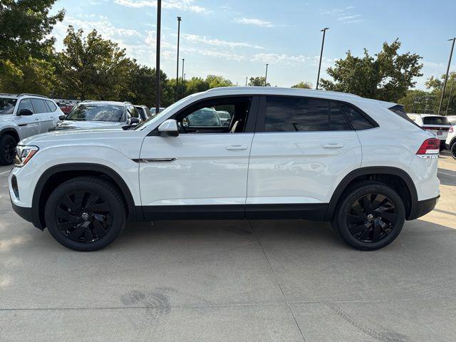 new 2025 Volkswagen Atlas Cross Sport car, priced at $44,011