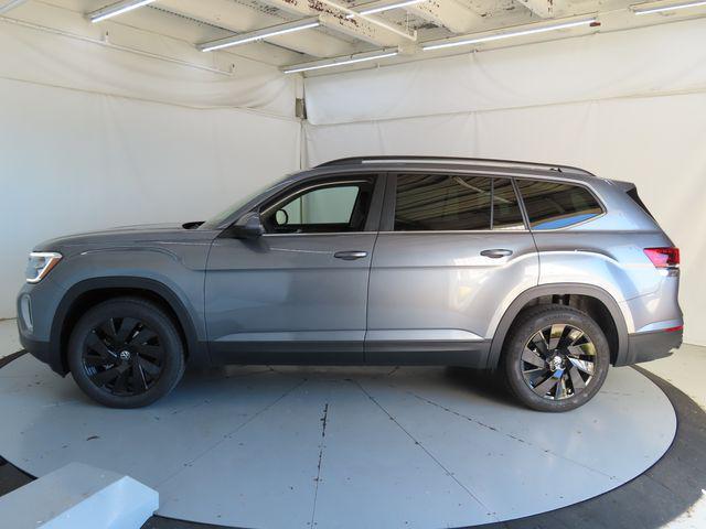 new 2024 Volkswagen Atlas car, priced at $42,183