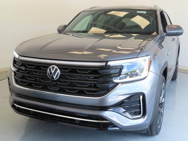 new 2024 Volkswagen Atlas Cross Sport car, priced at $49,937