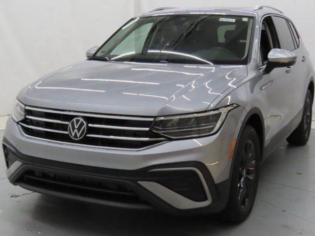 new 2024 Volkswagen Tiguan car, priced at $29,153