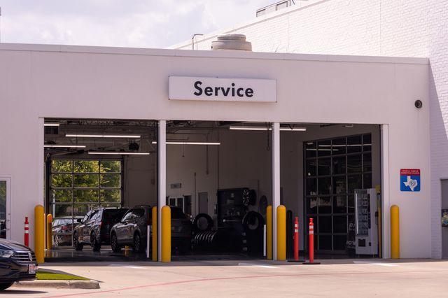 used 2023 Volkswagen Atlas car, priced at $34,188