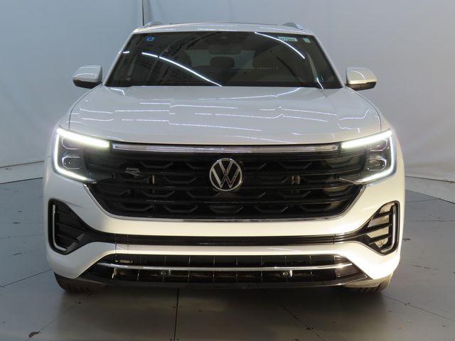 new 2024 Volkswagen Atlas Cross Sport car, priced at $47,696