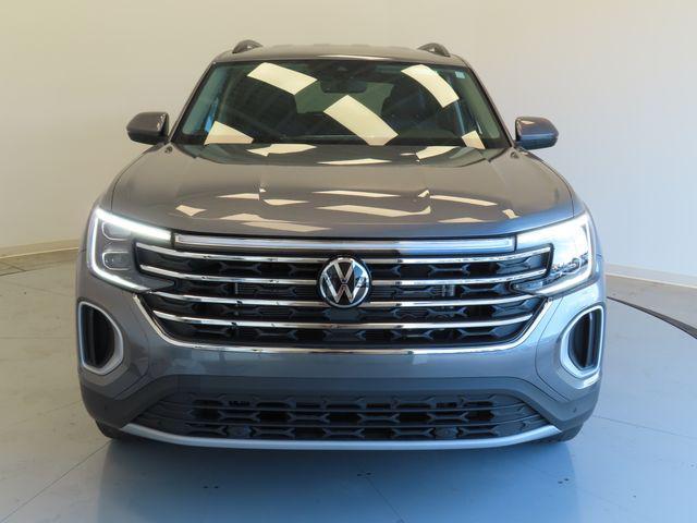 new 2024 Volkswagen Atlas car, priced at $40,553