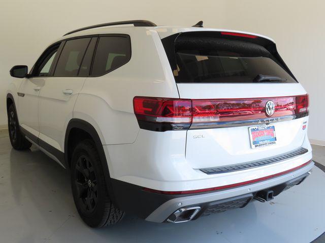 new 2024 Volkswagen Atlas car, priced at $48,860