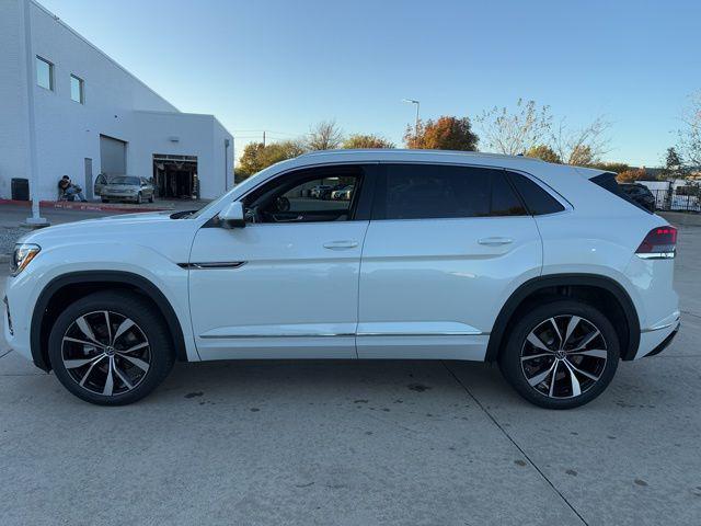 new 2025 Volkswagen Atlas Cross Sport car, priced at $53,571