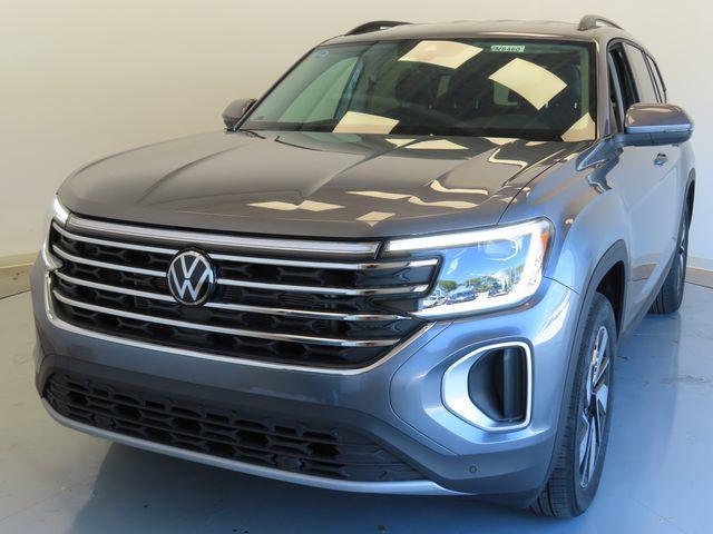 new 2024 Volkswagen Atlas car, priced at $40,021