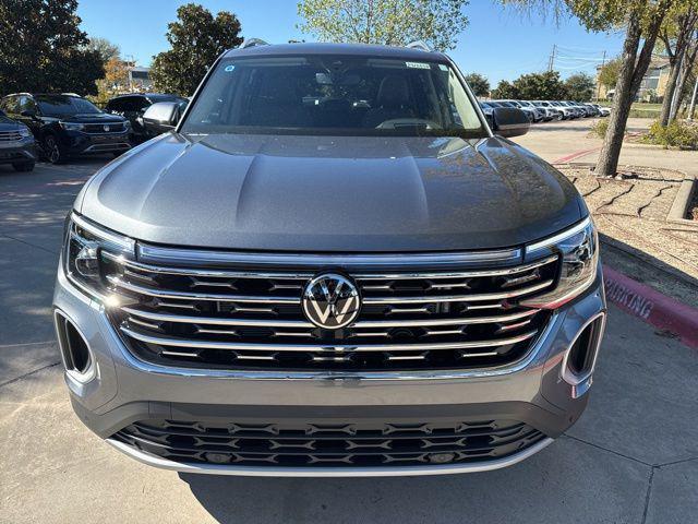 new 2025 Volkswagen Atlas car, priced at $48,621