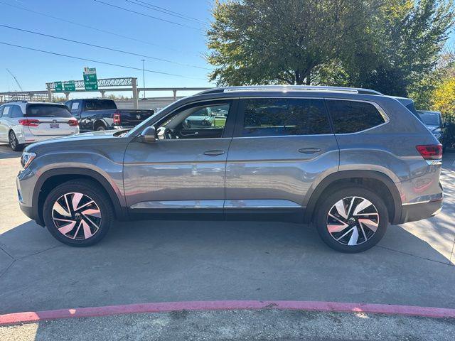 new 2025 Volkswagen Atlas car, priced at $48,621