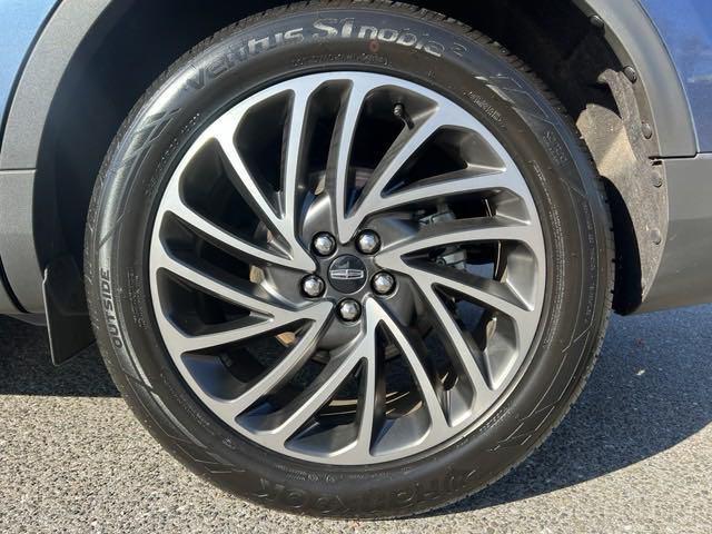 used 2019 Lincoln Nautilus car, priced at $29,495