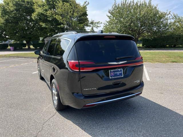 used 2022 Chrysler Pacifica car, priced at $37,272