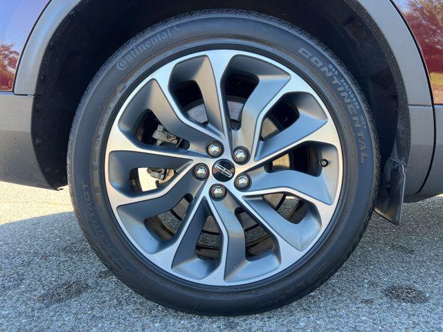 used 2022 Lincoln Nautilus car, priced at $32,995