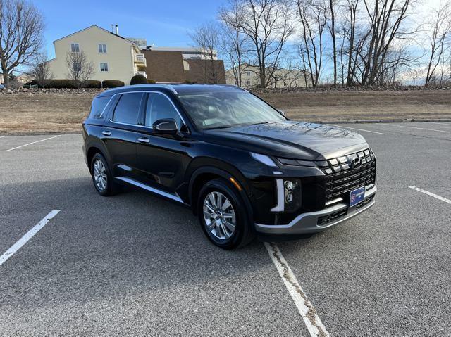 used 2023 Hyundai Palisade car, priced at $34,084